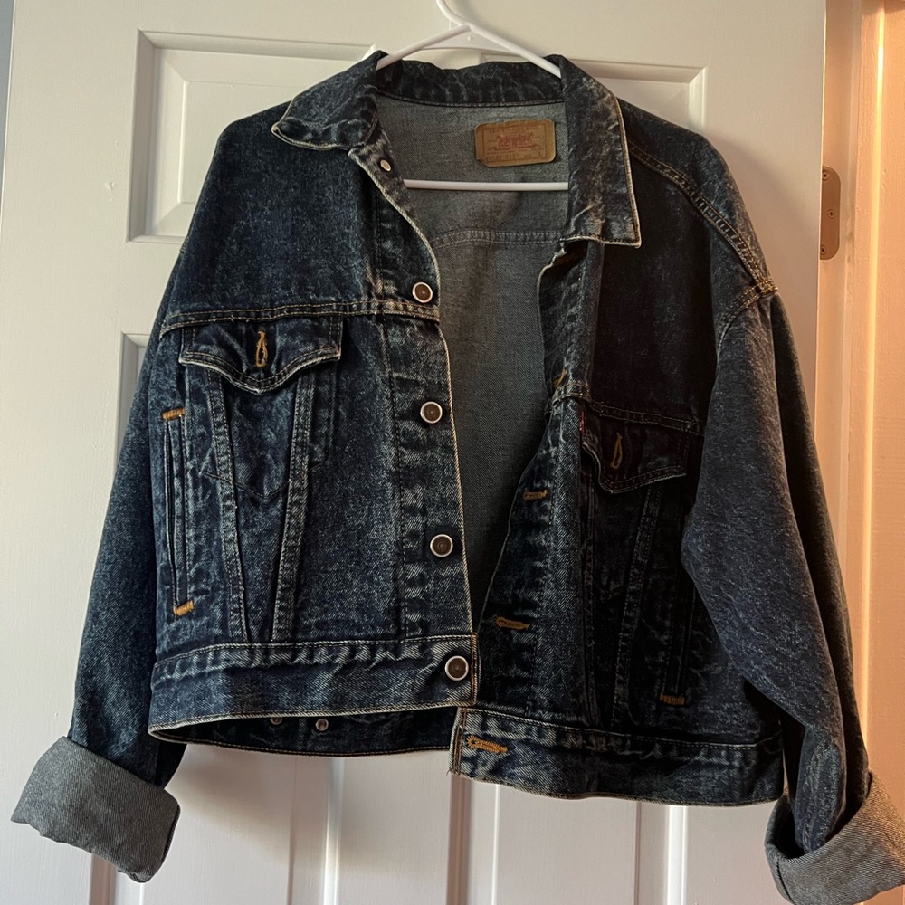 Vintage Levi’s Cropped Denim Jacket